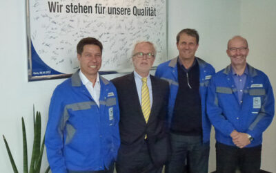 Hauptgeschäftsführer der IHK Siegen, Dip.-Kfm. Franz Mockenhaupt, besucht Meleghy Automotive in Wilnsdorf